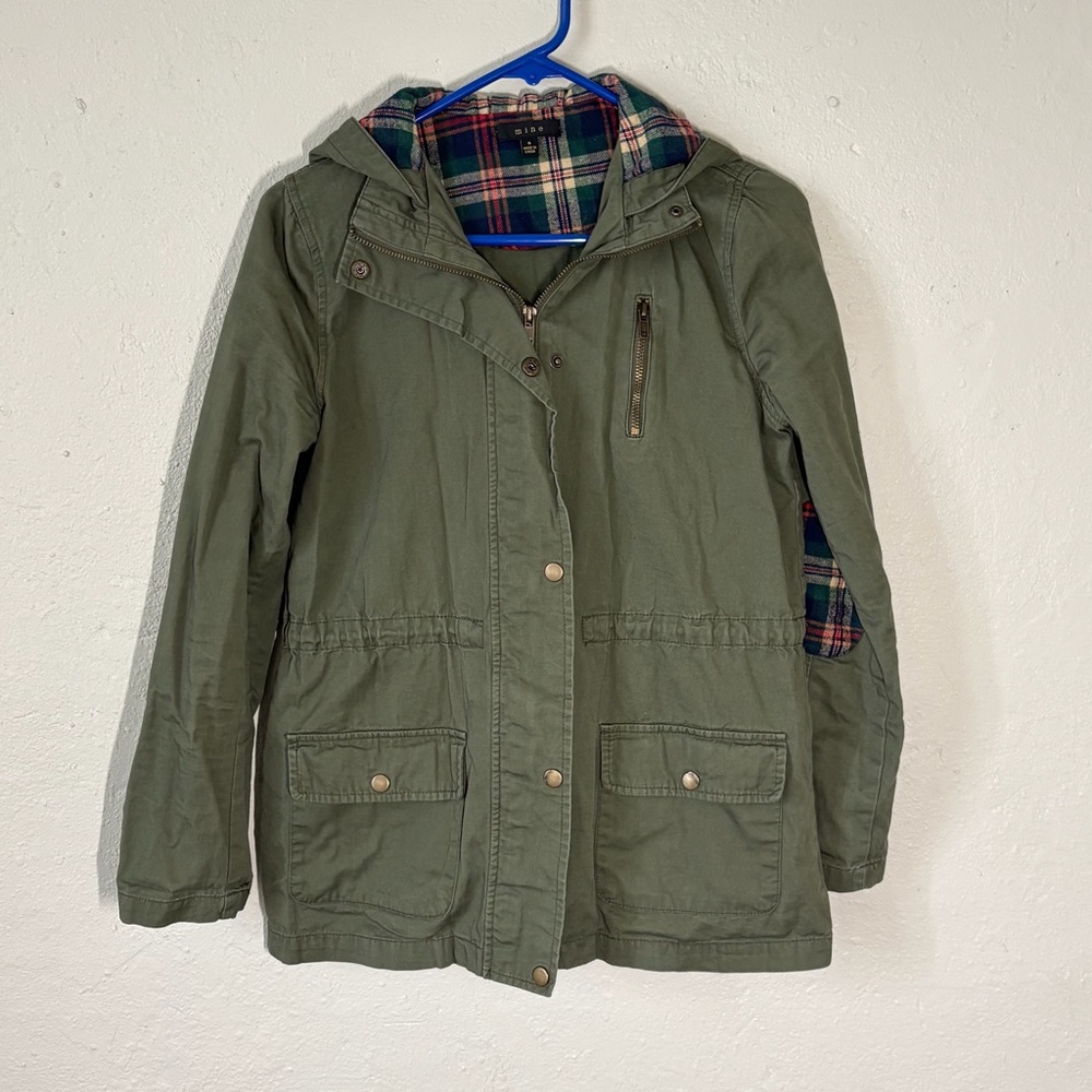 Mine Green Hooded Jacket with Plaid Lining women’s size small